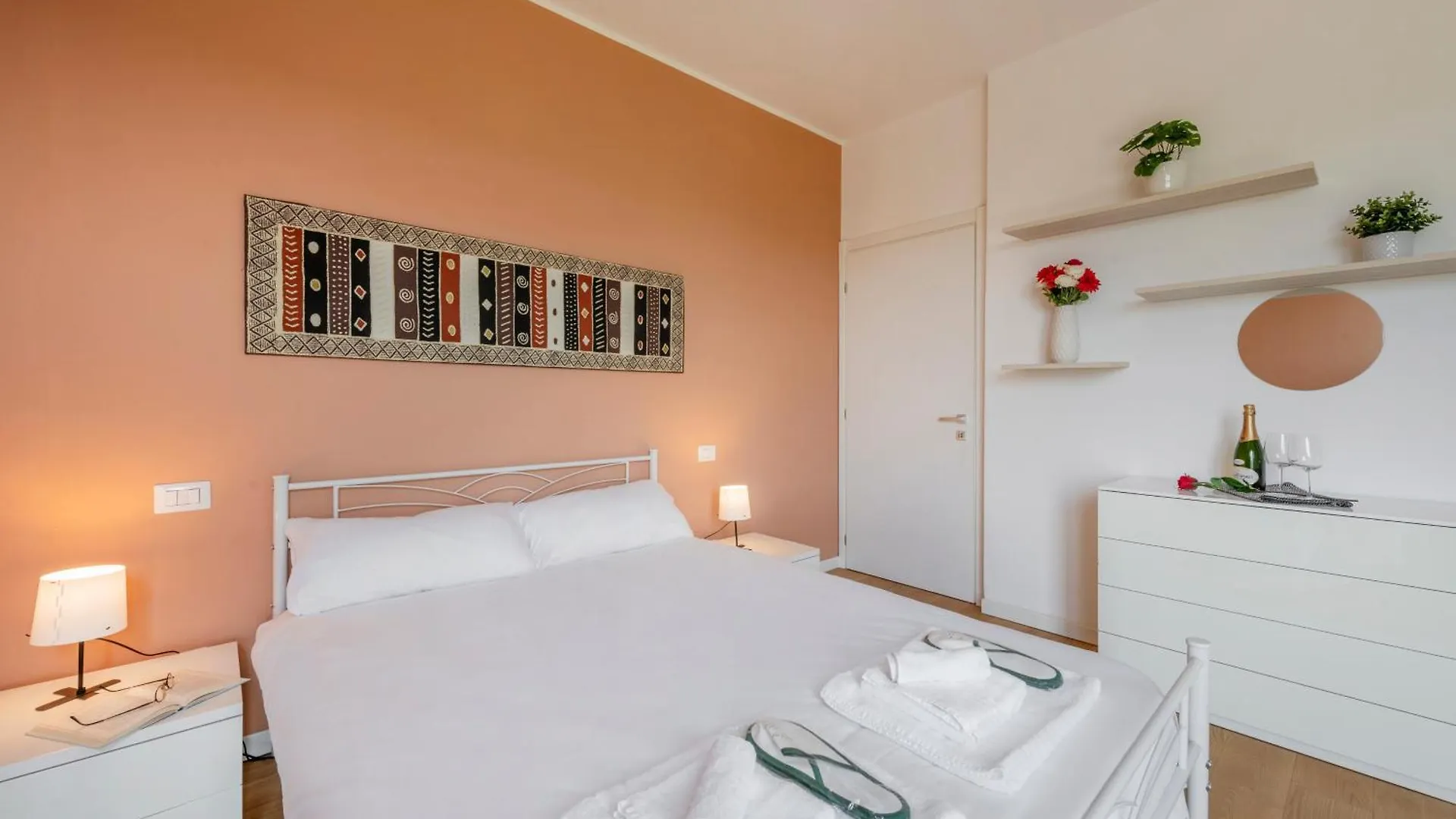 Omodeo, 19 - Ampio E Panoramico Apartman Milánó 0*,  Olaszország